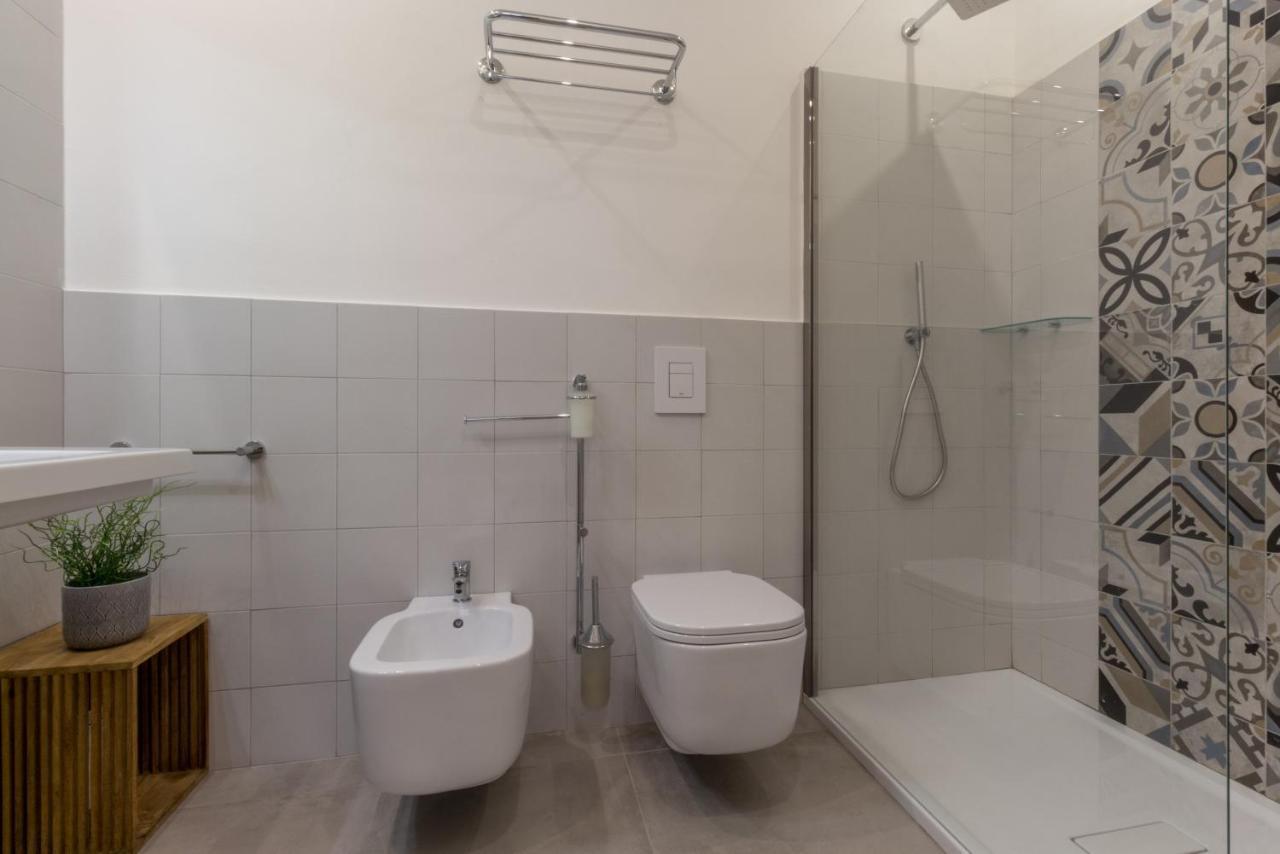 Guesthouse Libeticus 칼리아리 외부 사진